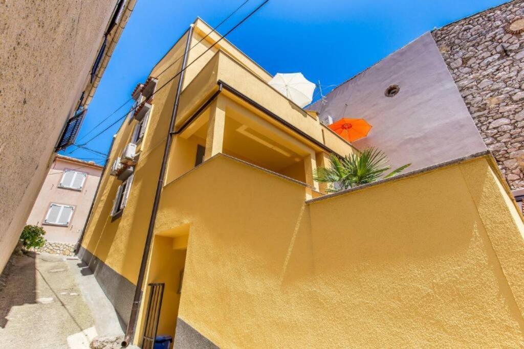 Tin 2 Apartment Vrbnik Exterior photo